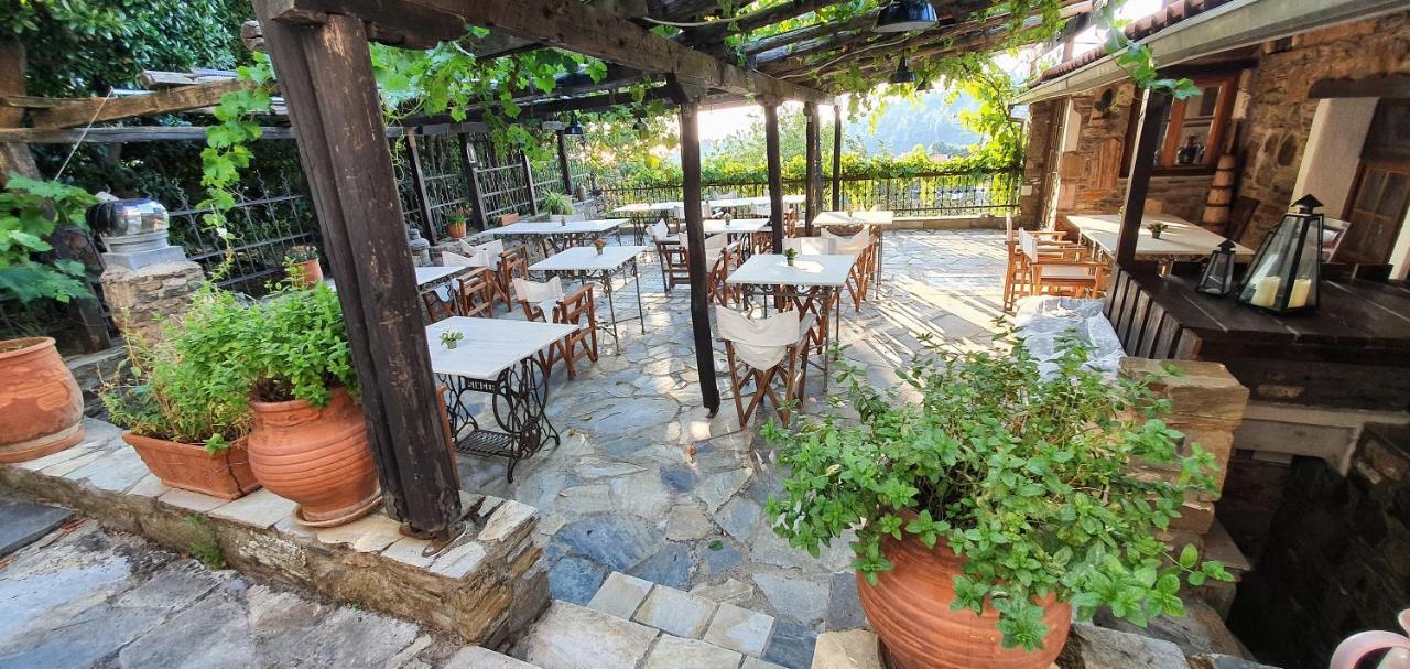 Guesthouse Parthenón Екстериор снимка