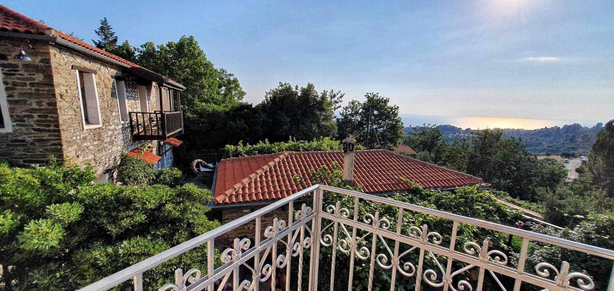 Guesthouse Parthenón Екстериор снимка