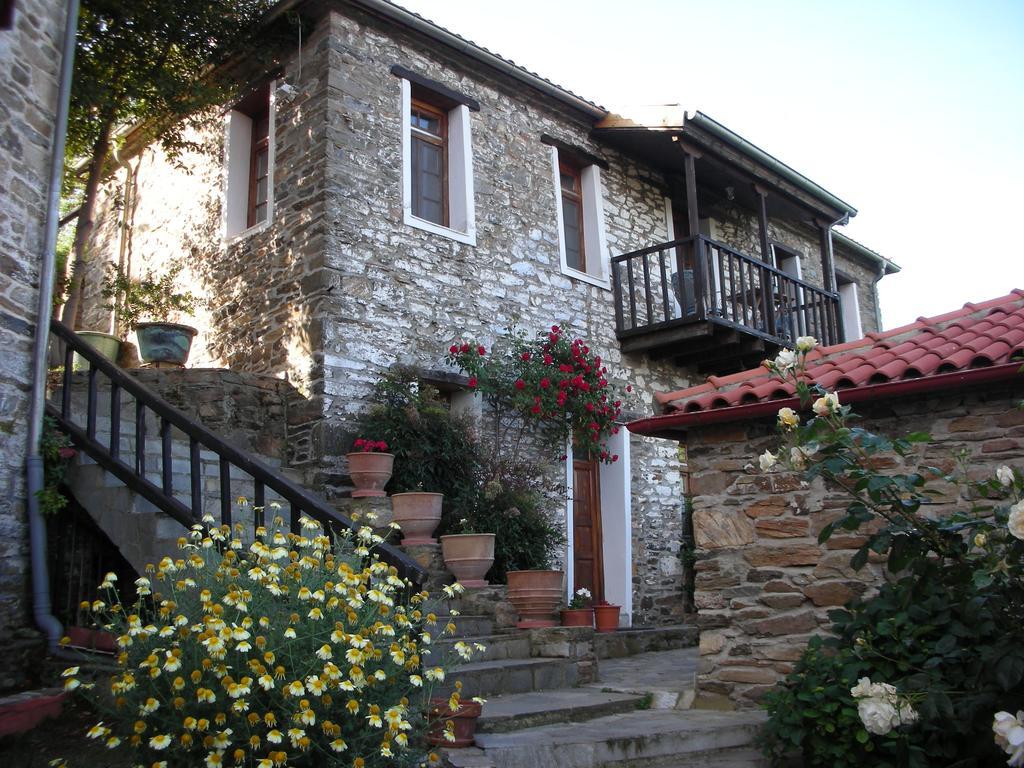Guesthouse Parthenón Екстериор снимка